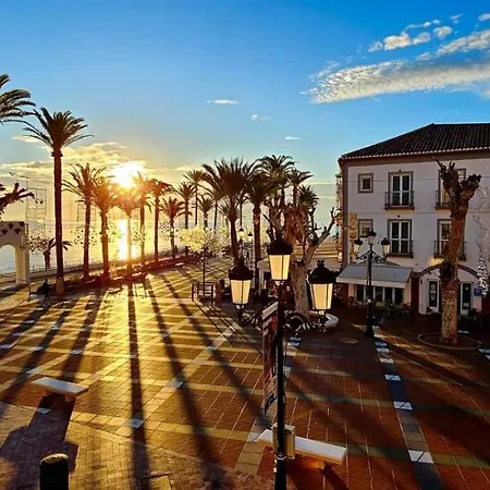 Balcon De Europa Апартаменты Нерха