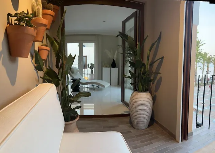 דירה Balcon De Europa נרחה