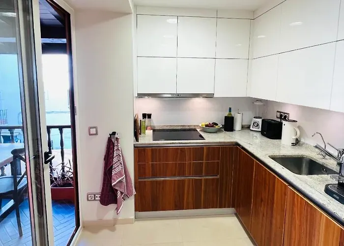 Апартаменты Balcon De Europa *